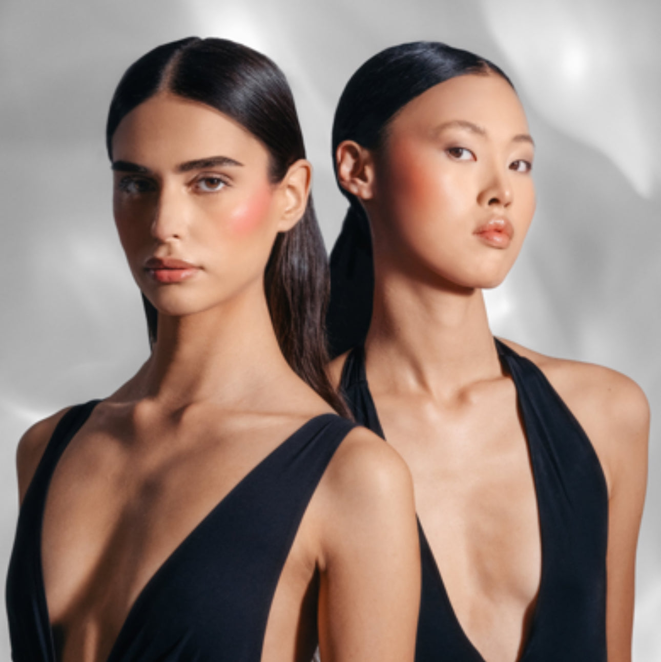 BLUSH LIQUIDO
FLUSH OF BLUSH