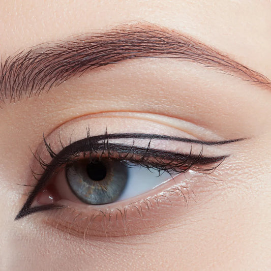 EYELINER GRAFICO
﻿INK LINER