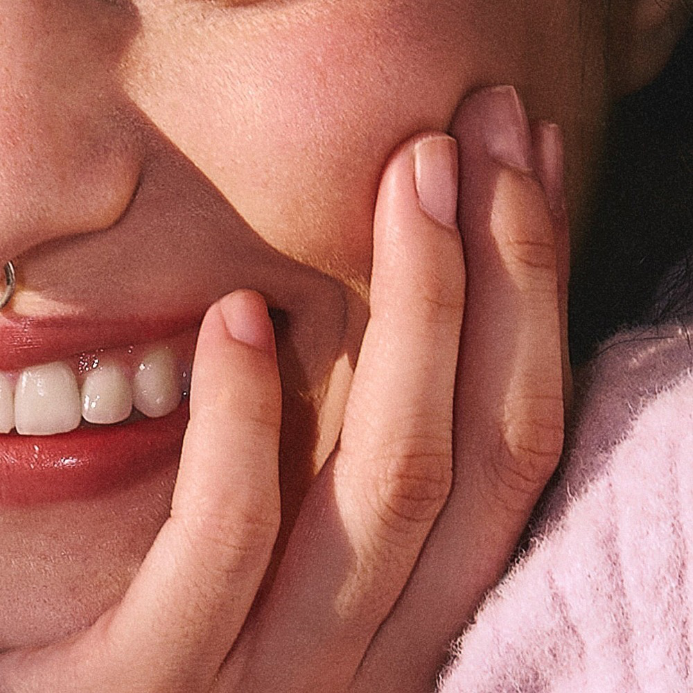NAIL CARE POLISH