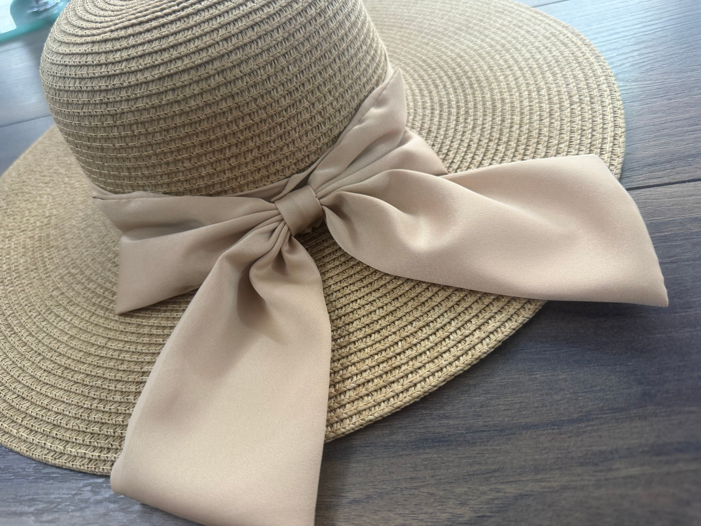 Cappello con Fiocco