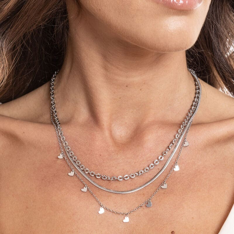 COLLANA TRIPLO FILO CON CUORICINI