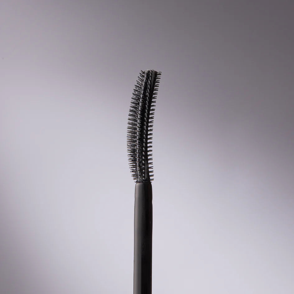 MASCARA EFFETTO VOLUME, CURVATURA E DEFINIZIONE
FEMULINE™