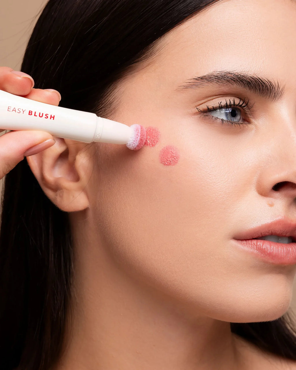 EASY BLUSH – HYALURONIC LIQUID BLUSH