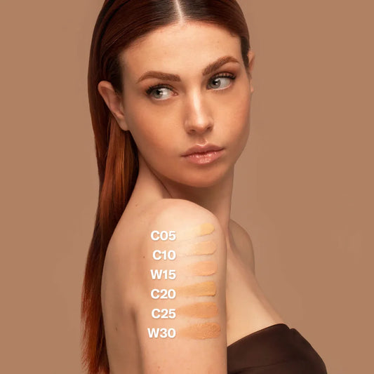 FONDOTINTA IDRATANTE FINISH LUMINOSO
THE SKIN