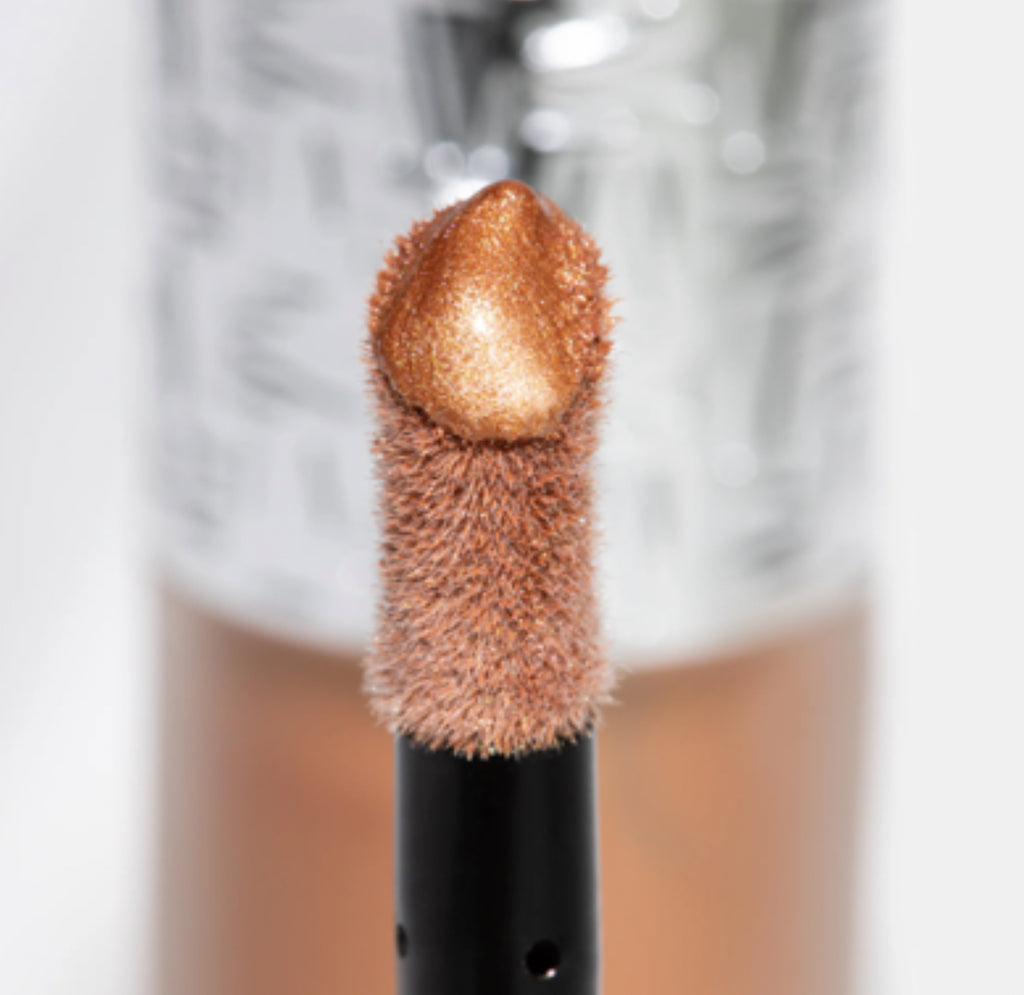 ILLUMINANTE LIQUIDO
FLUSH OF LIGHT™