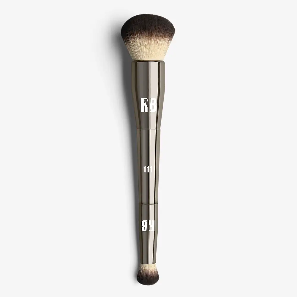 GLOW UP BASE MAKER 111 – PENNELLO FONDOTINTA E CORRETTORE 2 IN 1