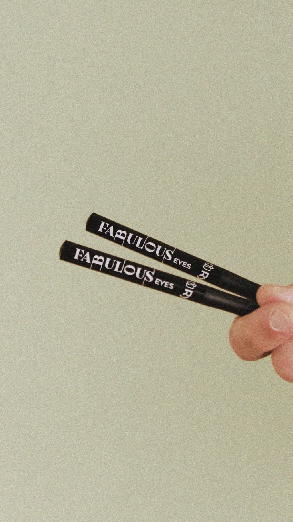EYE LINER FABOULUS