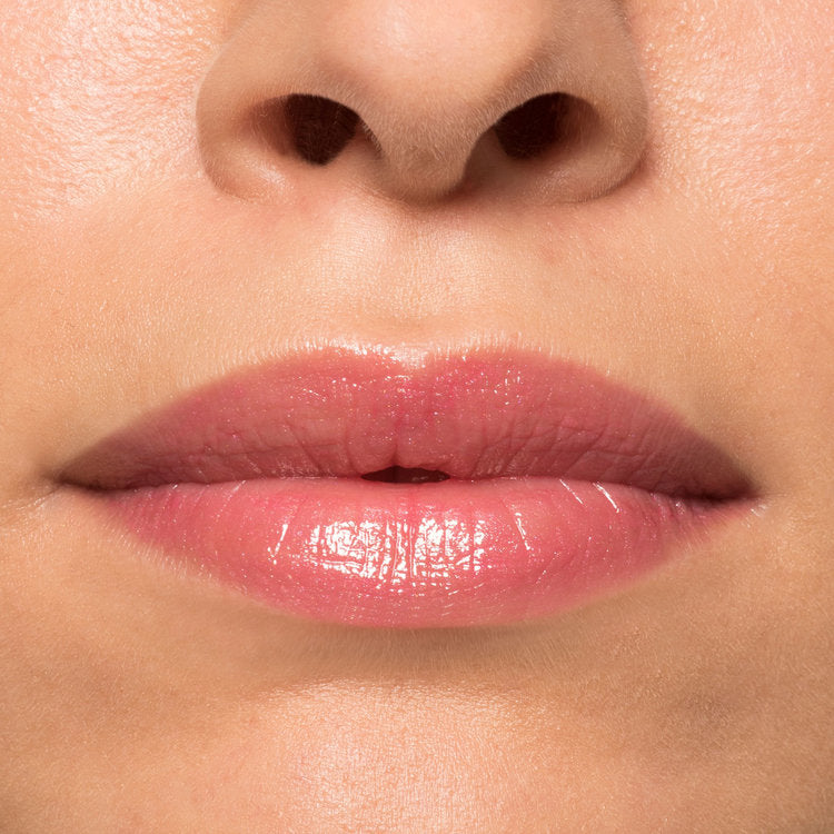 TRANSPARENT LIPSTICK